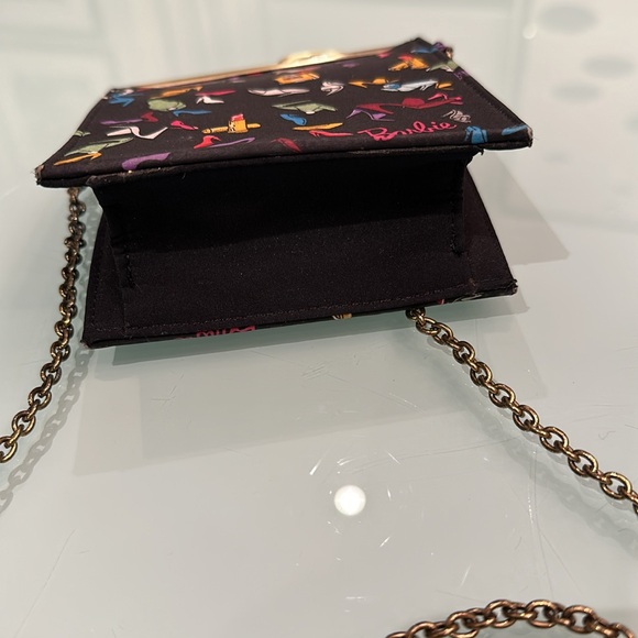 Nicole Miller Vintage Barbie themed evening bag. - Picture 9 of 11